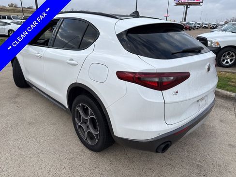 Used 2022 Alfa Romeo Stelvio Ti image 8