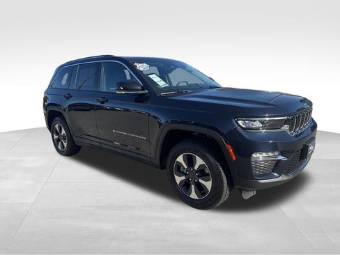 Used 2024 Jeep Grand Cherokee Limited 4xe image 34