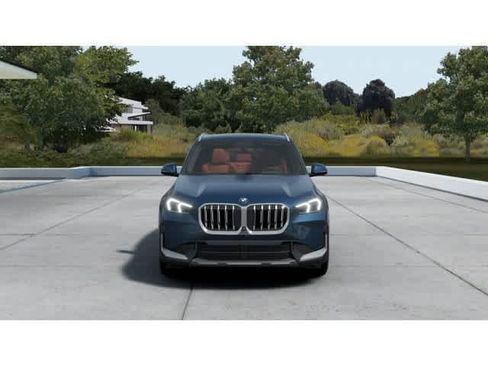 New 2026 BMW X1 xDrive28i w/ Technology Package image 3