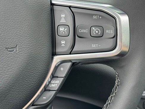 New 2026 RAM 1500 Laramie AWD/4WD image 18