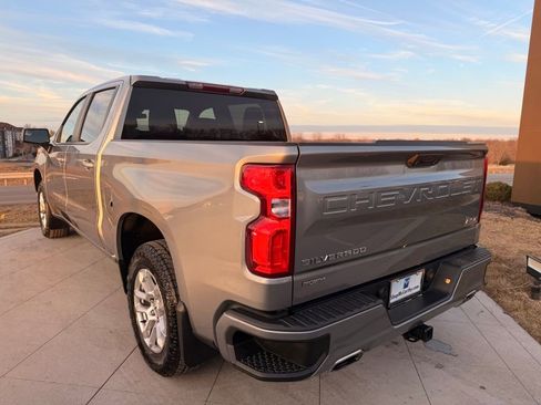 Used 2023 Chevrolet Silverado 1500 RST image 3
