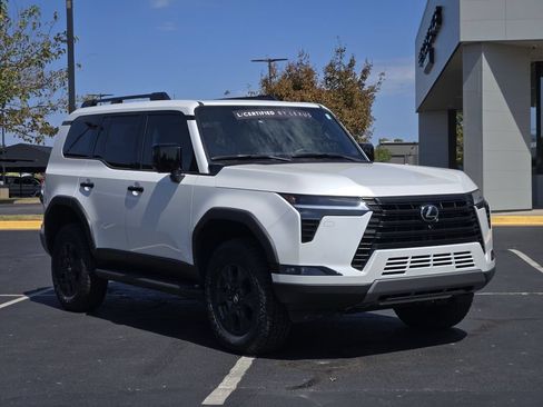 Certified 2025 Lexus GX 550 AWD/4WD image 3