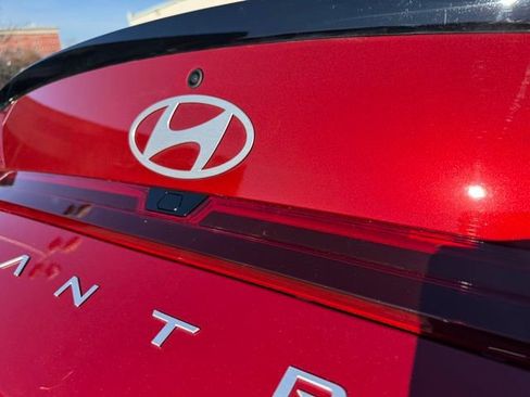 Certified 2025 Hyundai Elantra Sport image 16