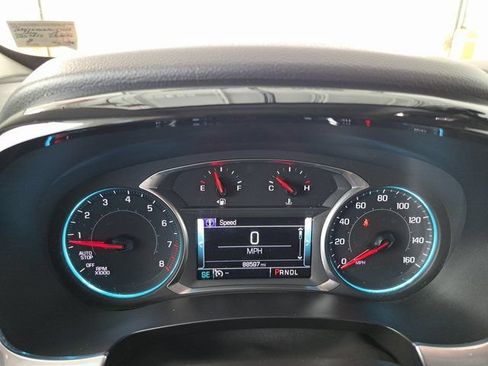 Used 2019 Chevrolet Traverse Premier w/ LPO, Blackout Package AWD/4WD image 9