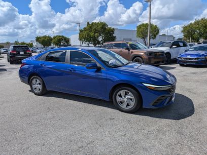 Used 2024 Hyundai Elantra SE