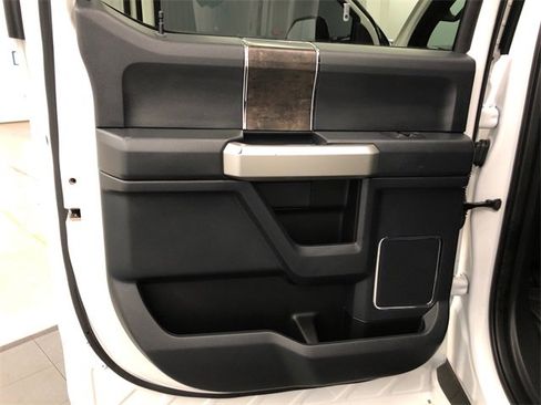 Used 2022 Ford F350 Lariat w/ Tremor Off-Road Package image 32