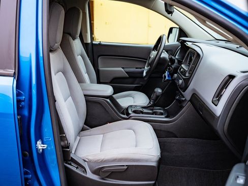 Used 2021 Chevrolet Colorado W/T w/ Custom Special Edition image 22