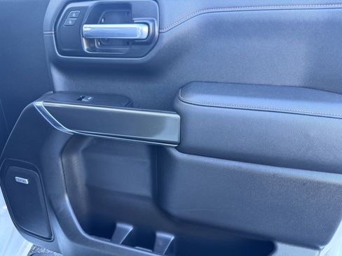 Used 2021 GMC Sierra 1500 AT4 w/ AT4 Preferred Package image 16