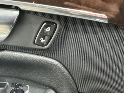 Used 2018 Volvo XC90 T6 Momentum w/ Convenience Package image 24