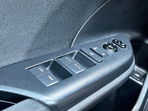 Used 2020 Honda Civic EX image 17