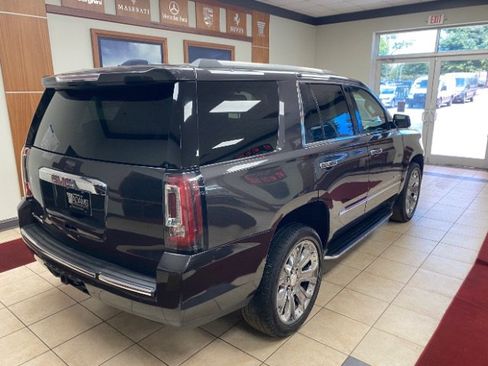 Used 2017 GMC Yukon Denali w/ Open Road Package AWD/4WD image 3
