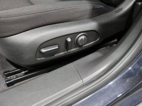 Used 2023 Chevrolet Malibu RS image 9