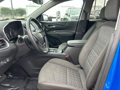 Used 2024 Chevrolet Equinox LT AWD/4WD image 15