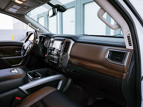 Used 2019 Nissan Titan Platinum Reserve w/ Platinum Utility Package image 23