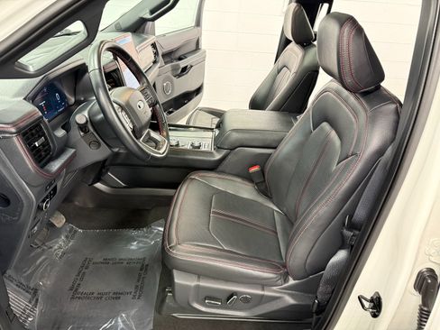 Used 2023 Ford Expedition Limited AWD/4WD image 11