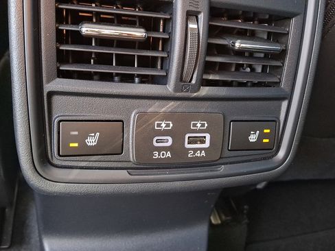 Certified 2026 Subaru Outback Limited XT AWD/4WD image 11