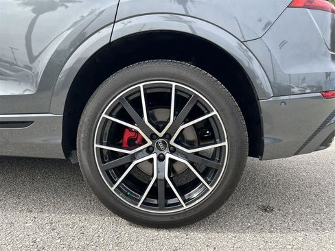Used 2021 Audi Q8 Premium Plus w/ Premium Plus Package image 8