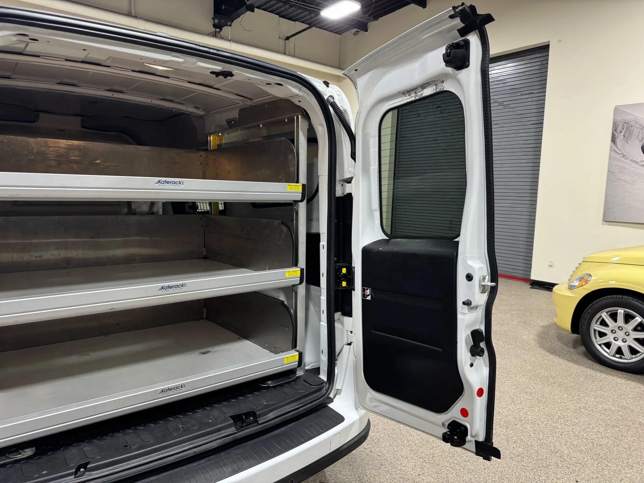 Used 2019 RAM ProMaster City Tradesman SLT FWD image 14