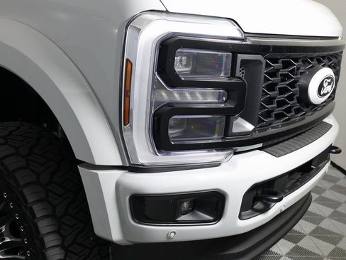 Used 2025 Ford F450 Platinum w/ Platinum Plus Package image 43