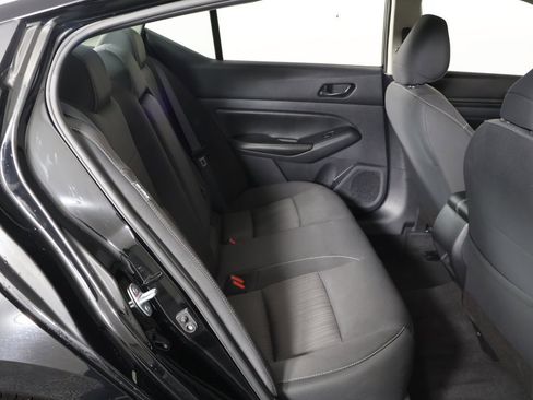 Used 2025 Nissan Altima 2.5 SV image 26