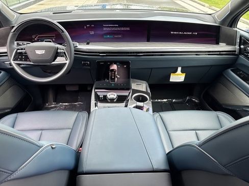 New 2025 Cadillac Escalade IQ Sport 2 image 17