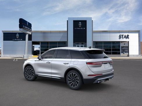New 2023 Lincoln Corsair Reserve w/ Equipment Group 202A AWD/4WD image 4