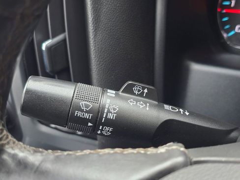 Used 2014 Chevrolet Silverado 1500 LT image 25