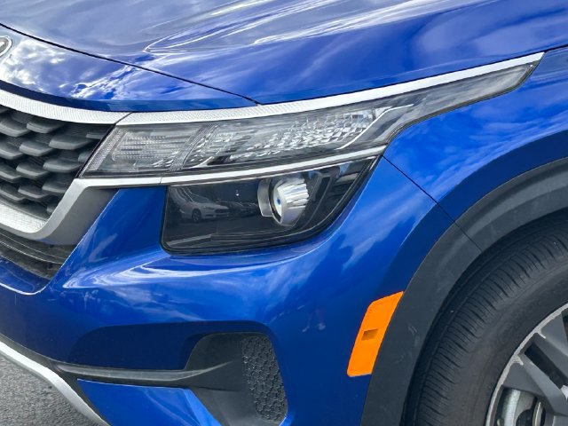 Used 2021 Kia Seltos LX AWD/4WD image 9