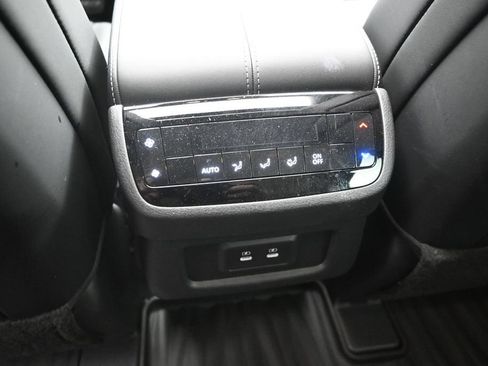 Certified 2026 INFINITI QX60 Pure w/ Cargo Package FWD image 19