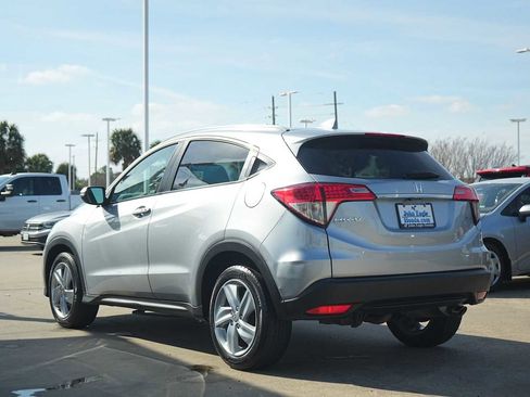 Used 2019 Honda HR-V EX image 4