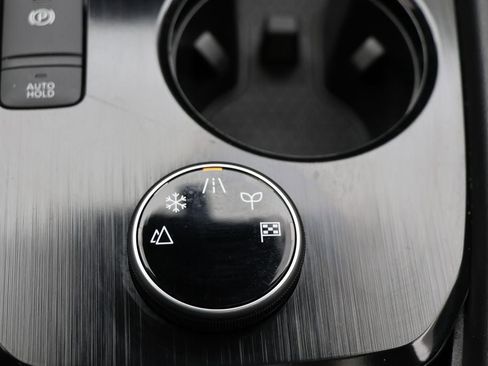 Used 2023 Nissan Rogue SV w/ SV Premium B Package image 27