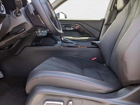 New 2025 Acura ADX A-Spec image 4