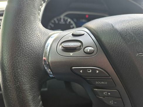 Used 2019 Nissan Murano SV w/ Premium Package image 25