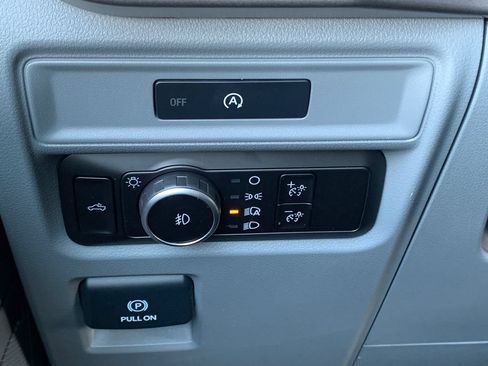 Used 2025 Ford F150 XLT w/ Equipment Group 301A Standard RWD image 22