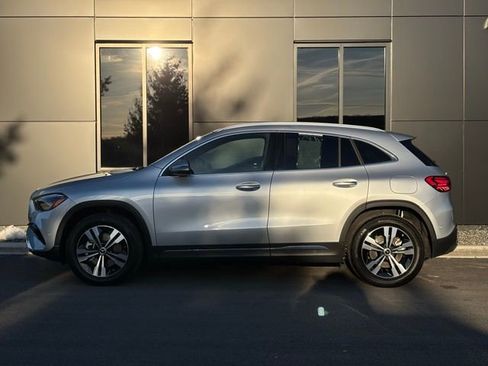 Used 2026 Mercedes-Benz GLA 250 4MATIC image 4