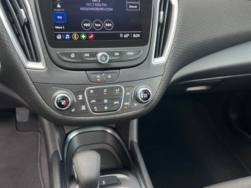 Used 2023 Chevrolet Malibu LT image 29