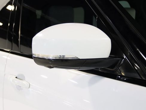 Used 2015 Land Rover Range Rover image 78