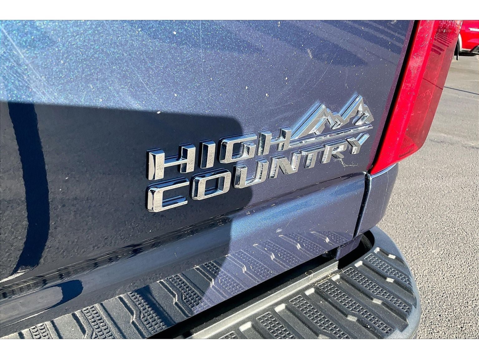 Used 2020 Chevrolet Silverado 3500 High Country w/ LPO, Hitch Package AWD/4WD image 9