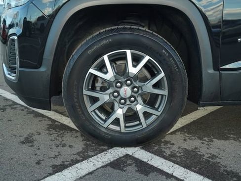 Used 2023 GMC Acadia SLE w/ Driver Convenience Package image 10