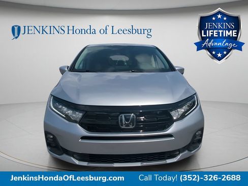New 2026 Honda Odyssey Touring image 8