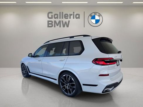 Certified 2023 BMW X7 xDrive40i w/ M Sport Package image 9