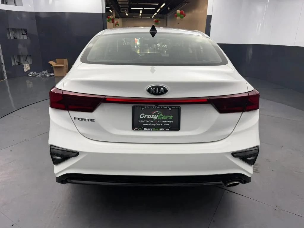 Used 2019 Kia Forte LXS FWD image 4