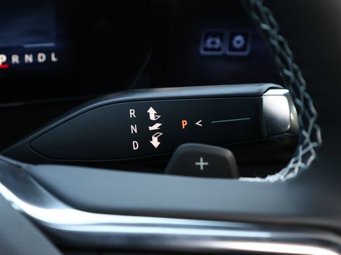 New 2026 Chevrolet Traverse High Country w/ LPO, Floor Liner Package image 18