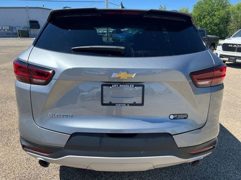 Used 2024 Chevrolet Blazer LT w/ Convenience Package FWD image 6