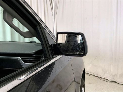 Used 2016 Chevrolet Tahoe LT image 11