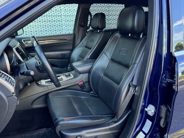 Used 2017 Jeep Grand Cherokee Overland AWD/4WD image 10