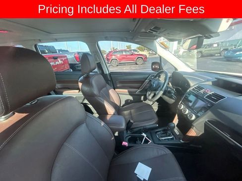 Used 2018 Subaru Forester 2.5i Touring w/ Popular Package #2 AWD/4WD image 4