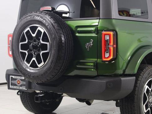 Used 2024 Ford Bronco Outer Banks image 44