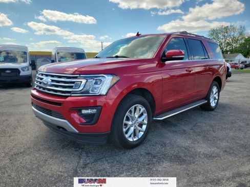 Used 2020 Ford Expedition XLT w/ Equipment Group 202A AWD/4WD image 2
