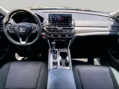 Used 2018 Honda Accord LX image 13